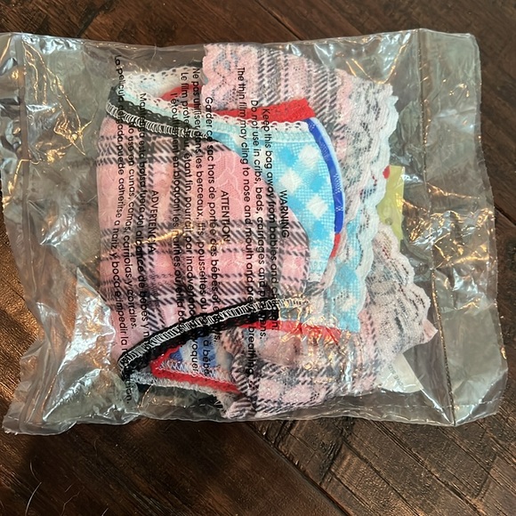 Hanky Panky 3 Pack Low Rise Thong - Picture 2 of 4